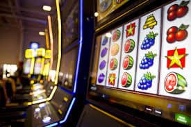 King Game wins display showing recent payouts for Filipino players
